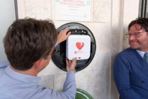 Un defibrillatore di ultima generazione per il comune di Sant’Egidio Alla Vibrata